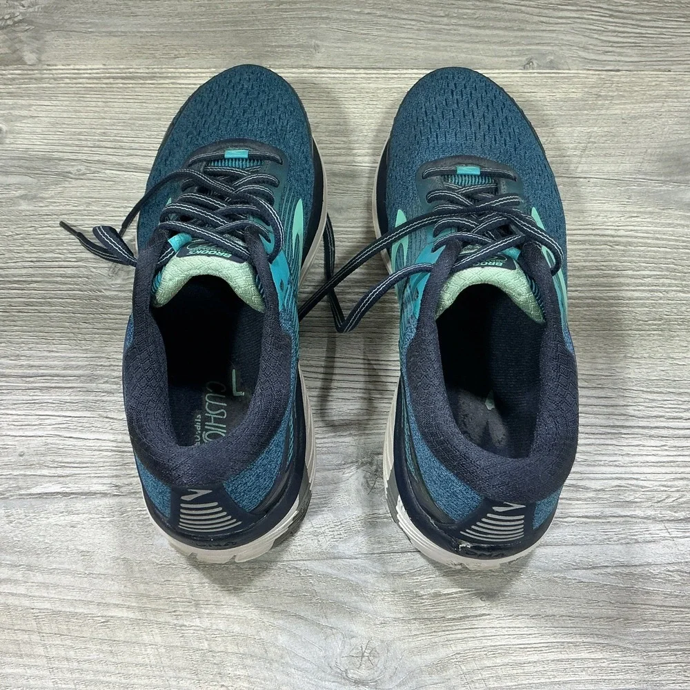 Brooks Adrenaline GTS 18 Womens Size 9.5B Teal Blue Lace-Up Sneakers 1202681B495